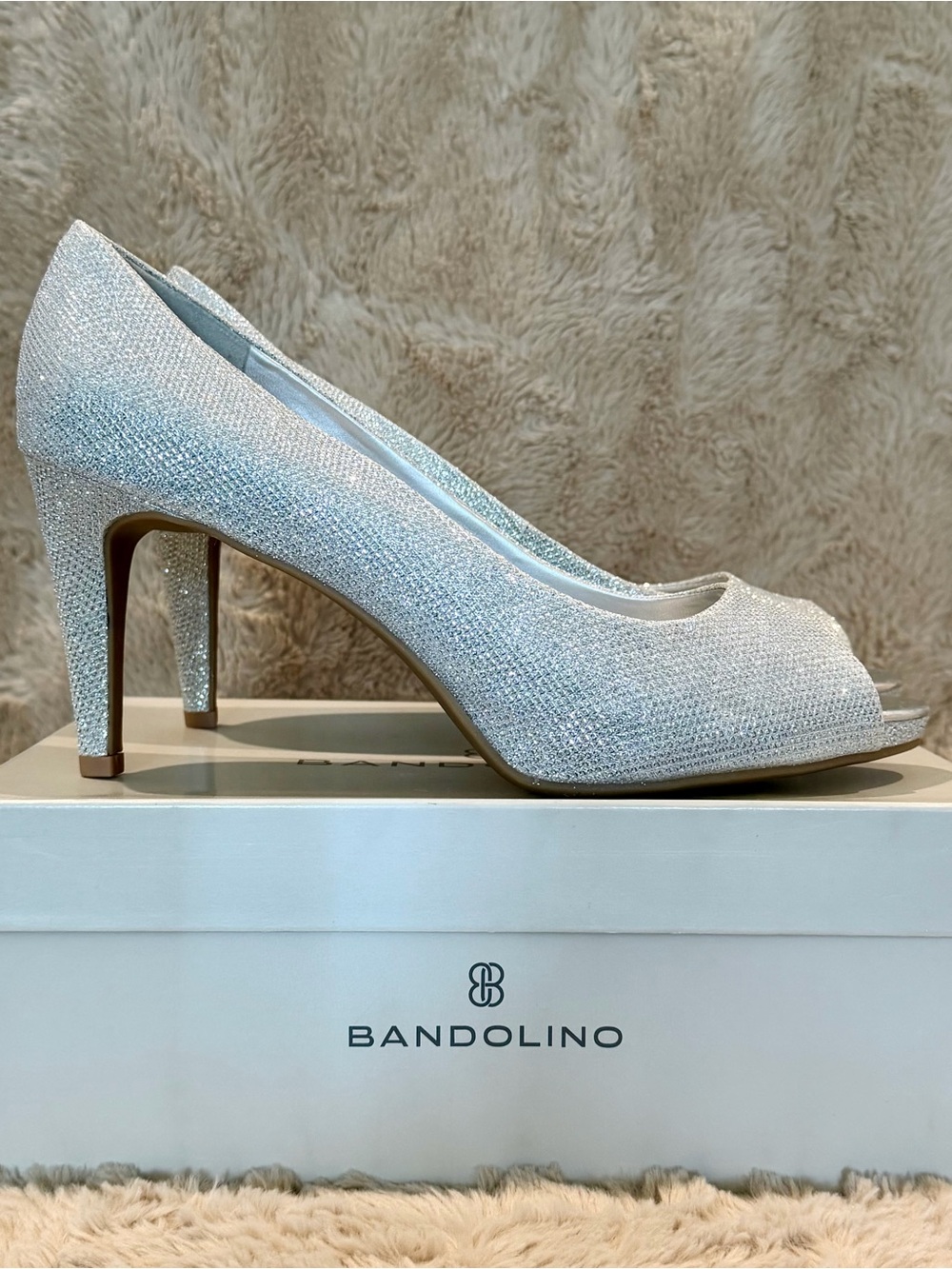 Bandolino Rainaa Peep-Toe Heels in Silver Glitter Sz11